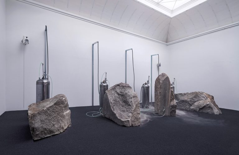 Andreas R Andersson Installationsfoto Photo Hendrik Zeitler
